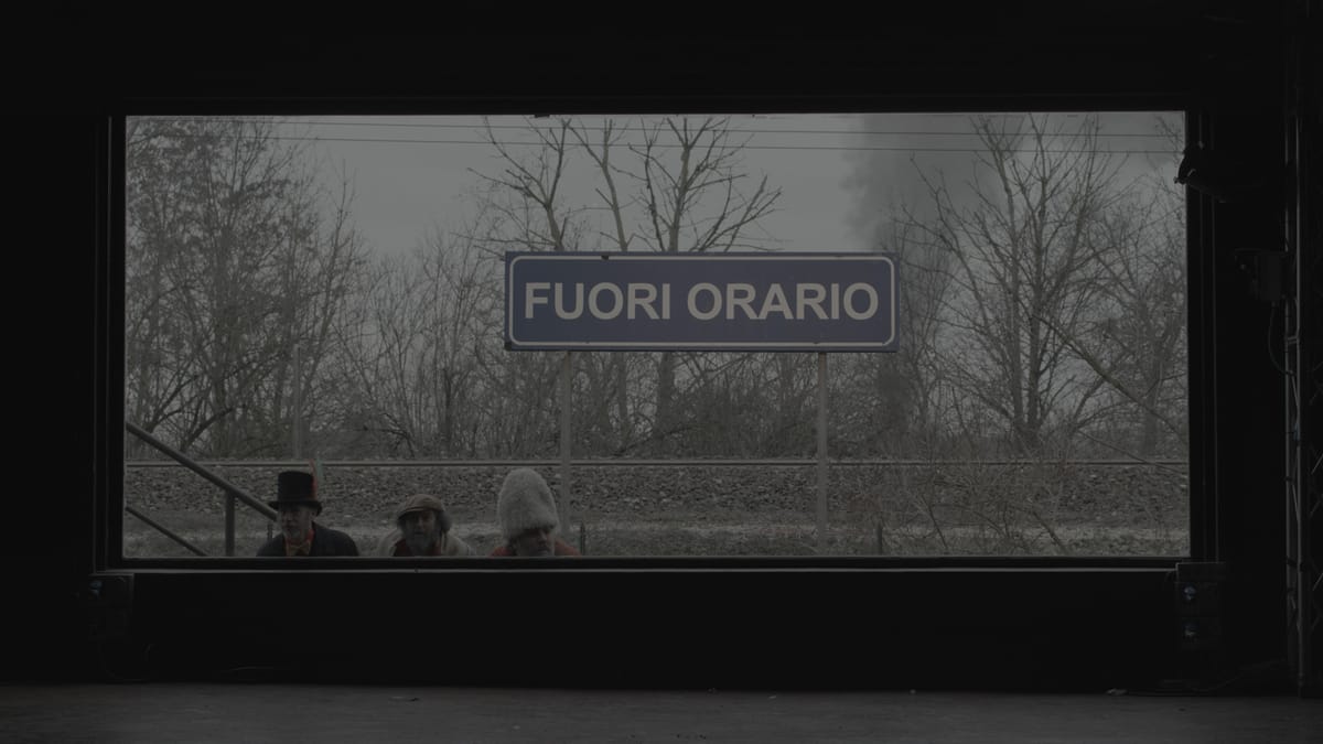 Natale fuori orario | le notti emiliane di Capossela in uno show fantasma