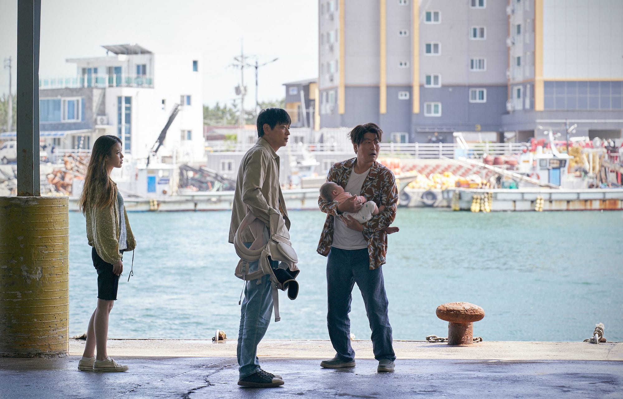 Cannes 75 | Broker, Kore’eda alza l’asticella di ciò che il suo cinema chiede allo spettatore