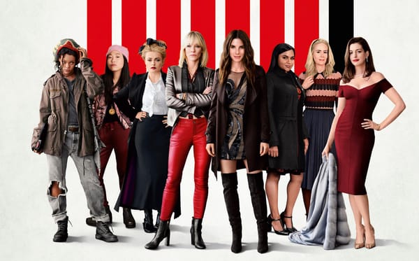 Ocean’s 8 non ribalta la prospettiva maschile della serie ma si limita all’omaggio