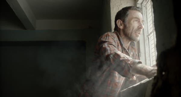 La notte di 12 anni, “body horror” che fa percepire la violenza senza esibirla