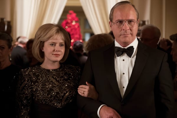Vice somiglia ad un “political drama” di Aaron Sorkin montato da Michael Moore