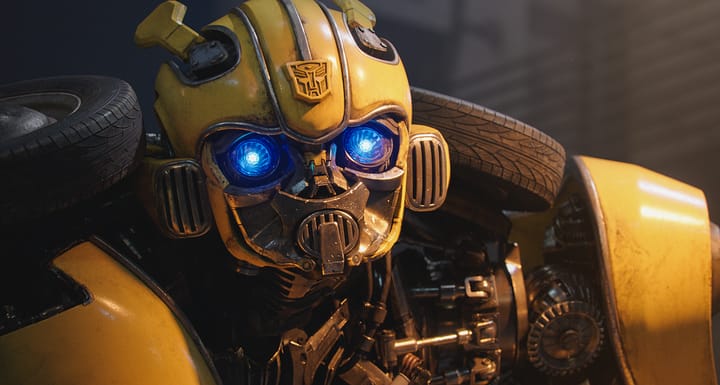 Bumblebee, l'approccio da animatore di Knight sostituisce il titanismo di Bay