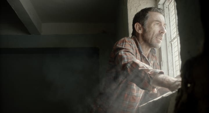 La notte di 12 anni, “body horror” che fa percepire la violenza senza esibirla