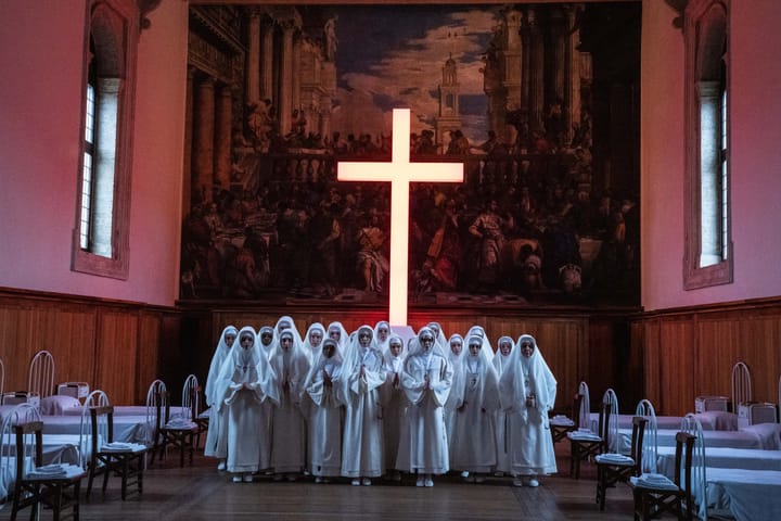 Venezia 76, The New Pope: il Dio di Sorrentino ci salva attraverso l’eutanasia