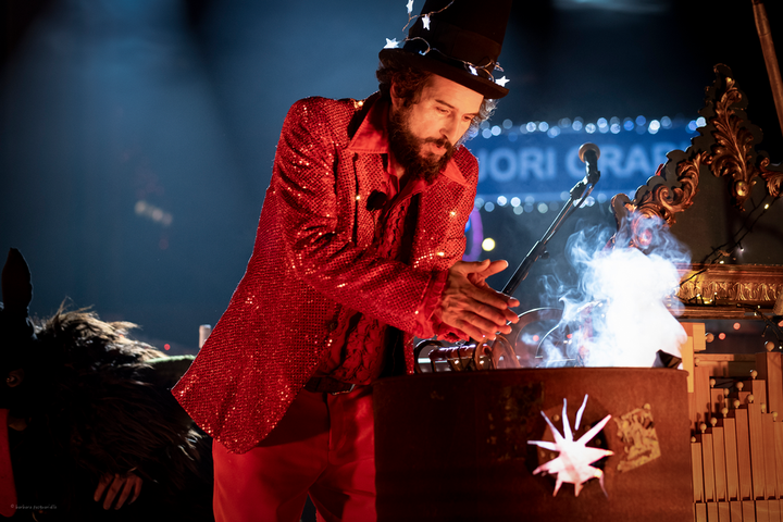 Quest’anno il concerto natalizio di Capossela è (anche) un evento cinematografico